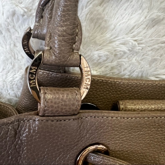 Authentic MCM bag - Picture 9 of 13